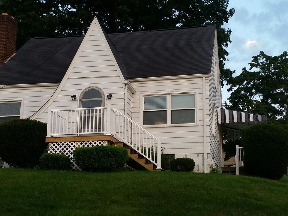 1st image of 1055 Orchard Ave
