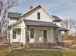 117 Addison St, Kelleys Island, OH 43438