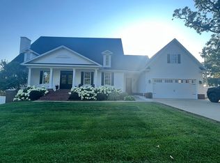 2801 Charlton Ln, Lebanon, MO 65536