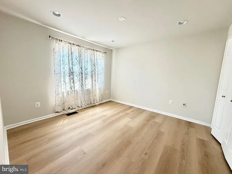 13767 Marsden Ct — Photo 12