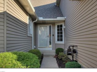 363 Ambleside Way, Amherst, OH