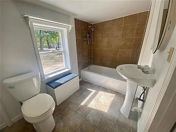 4th image of 3408 NE 57th St