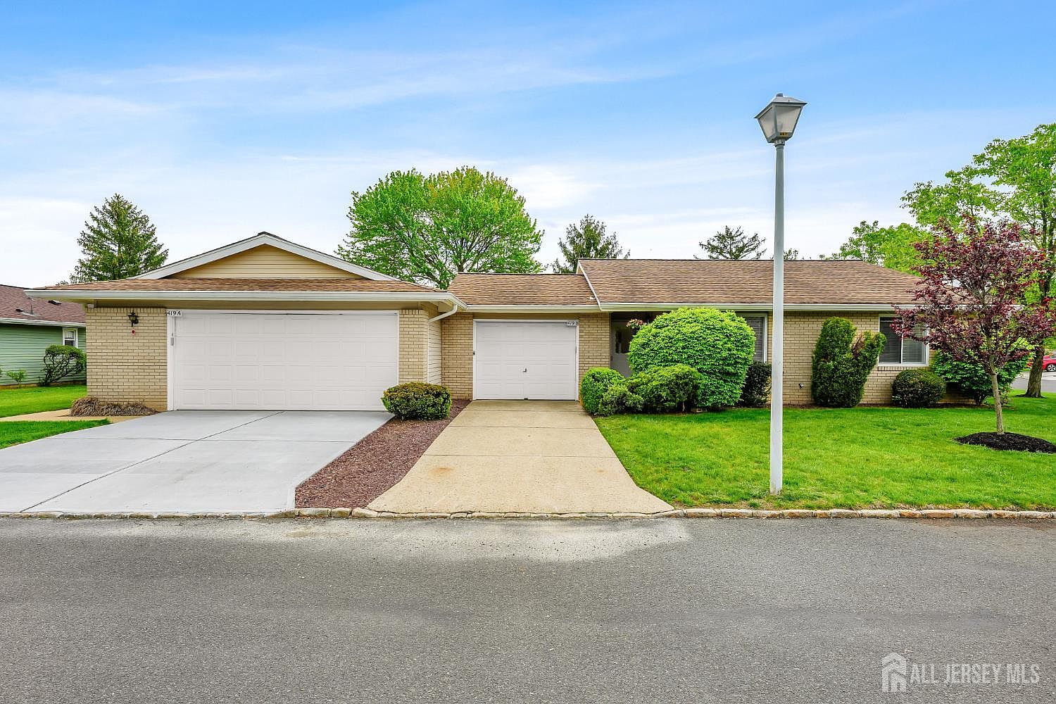419B Andover Dr