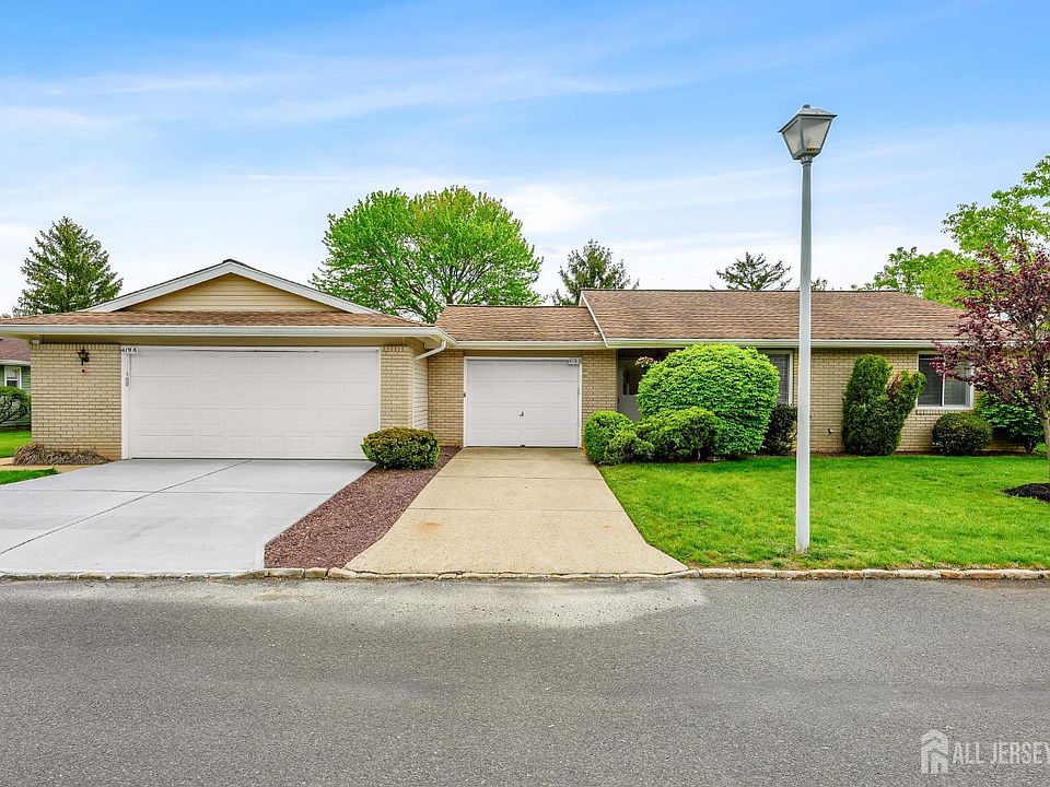 1st image of 419B Andover Dr
