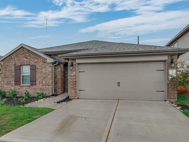 3507 Telford Ln — Photo 1