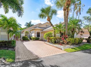 17370 Via Capri E, Boca Raton, FL 33496