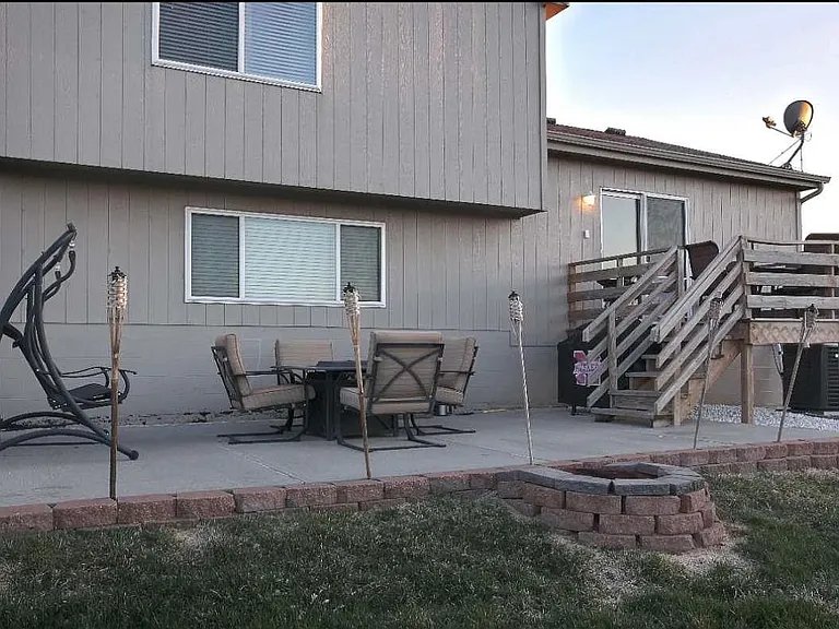 17282 Sprague St — Photo 27
