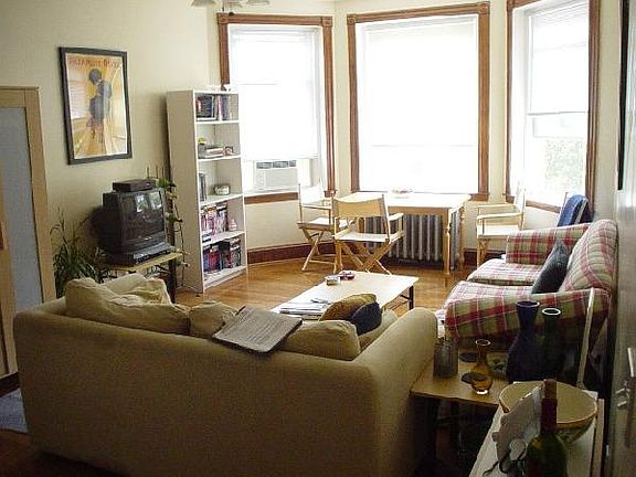 3rd image of 21-23 Gibbs St #2