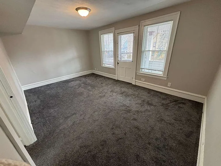 4200 Whitman AVE — Photo 11