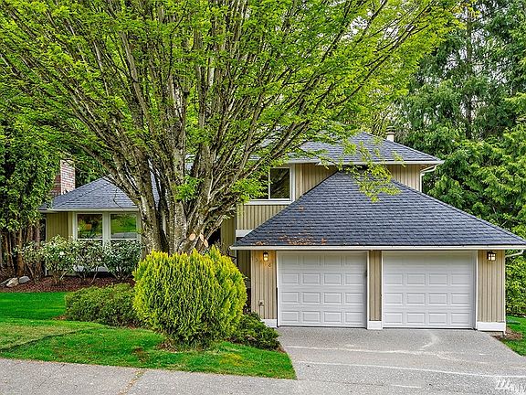 2nd image of 13418 NE 119th Way