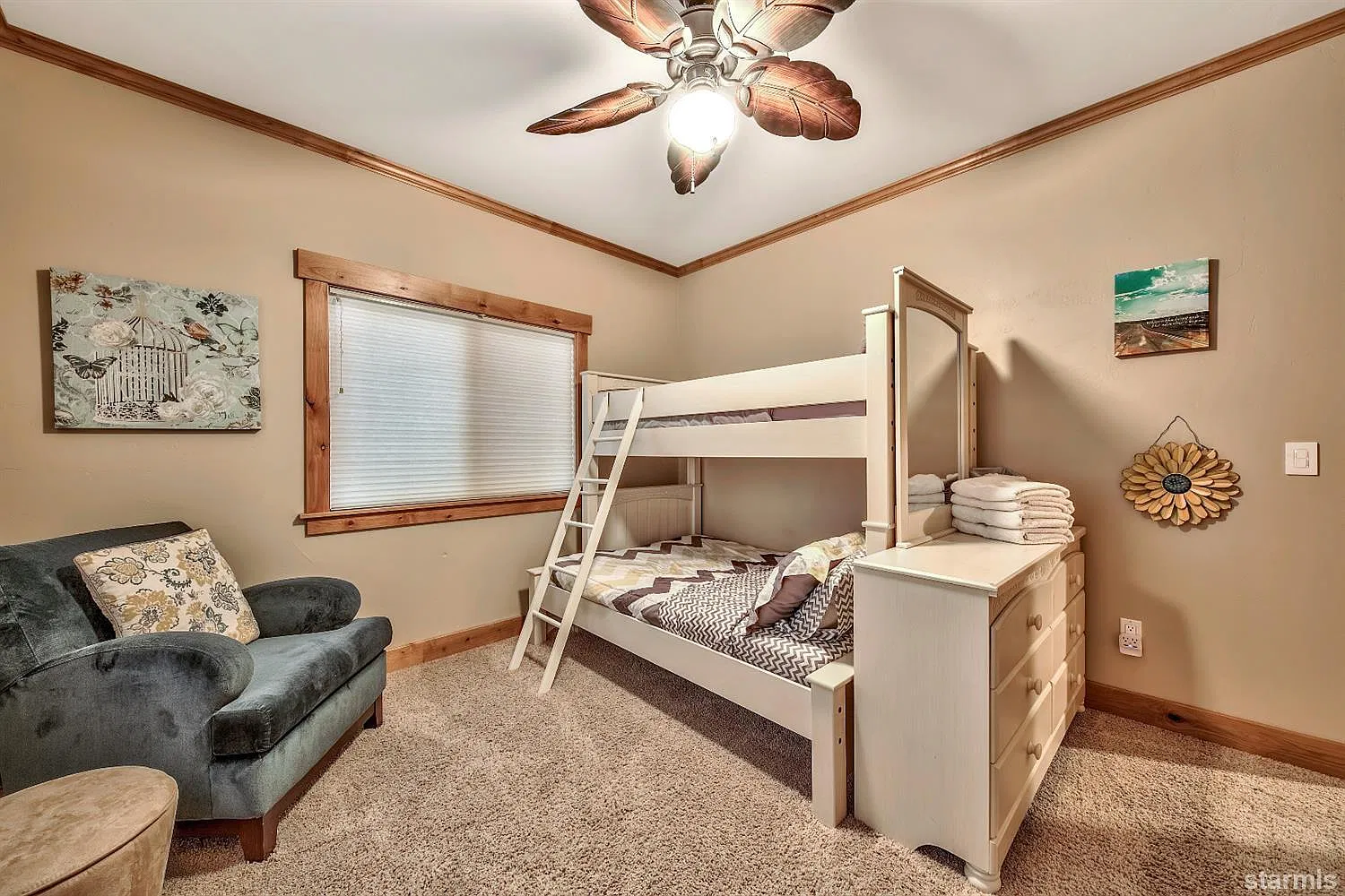 1488 Yakima Ct — Photo 4