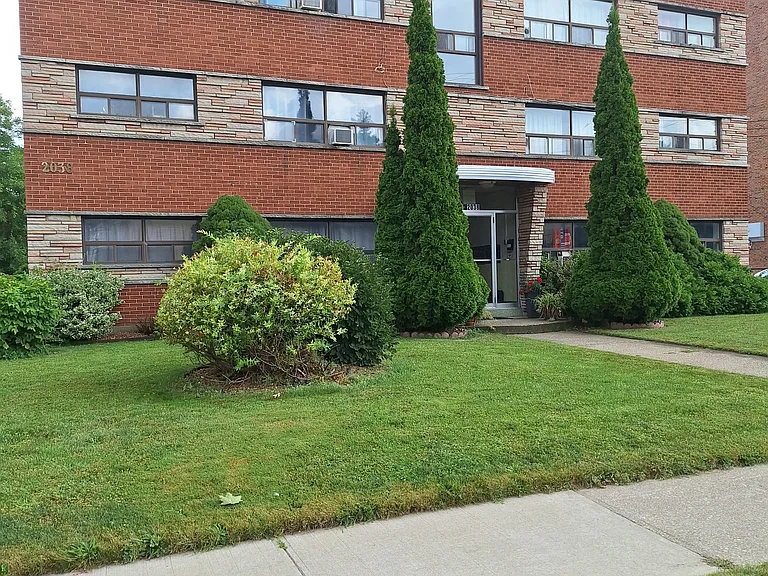 2038 Prospect St — Photo 13