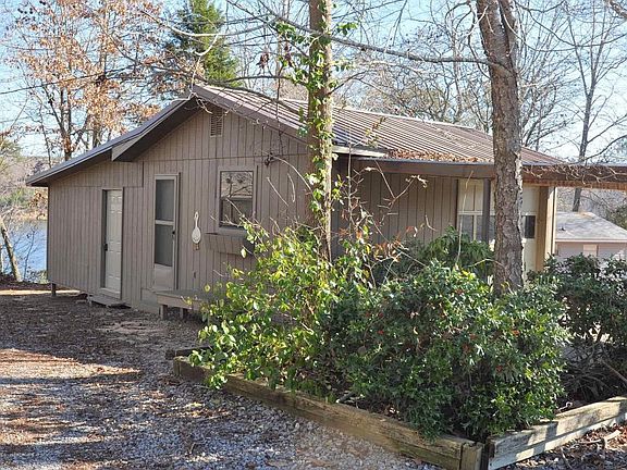 Image 2: Detached Workshop Garage