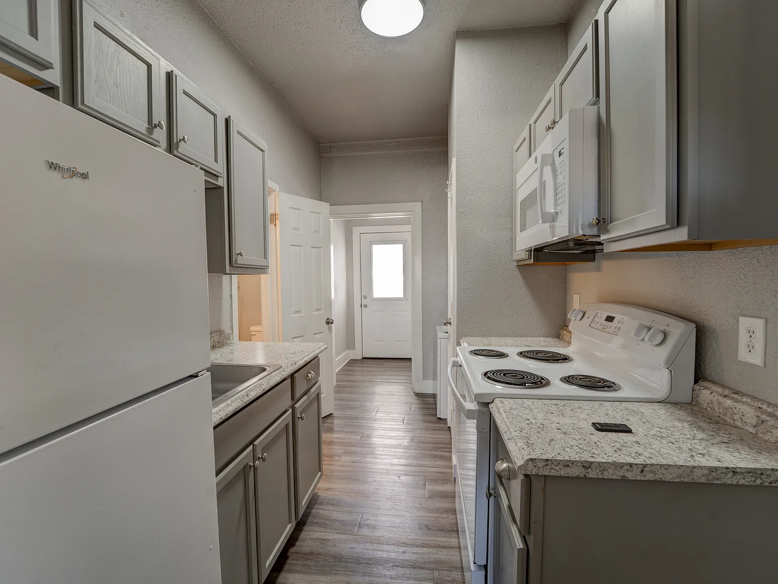 1106 South Gentry Boulevard - 1 — Photo 3