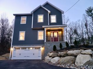 74 E Leverett Rd, Amherst, MA 01002