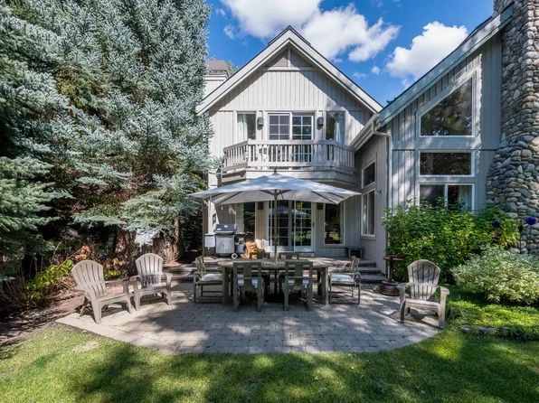 107 Mayleaf Rd, Sun Valley, ID 83353