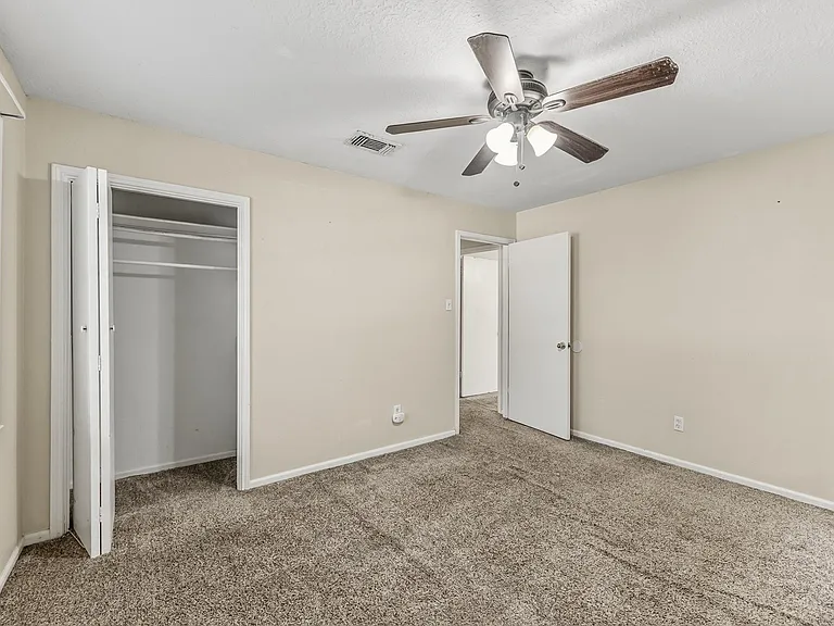 401 Woodmont Dr — Photo 28