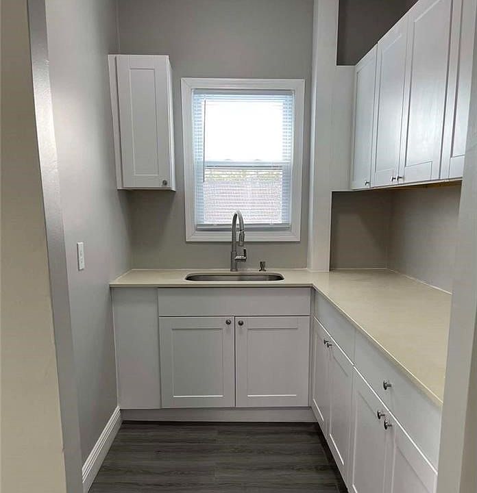1st image of 30 Fallon Ave #3