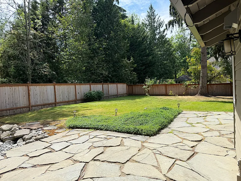 2507 Medina Cir — Photo 19