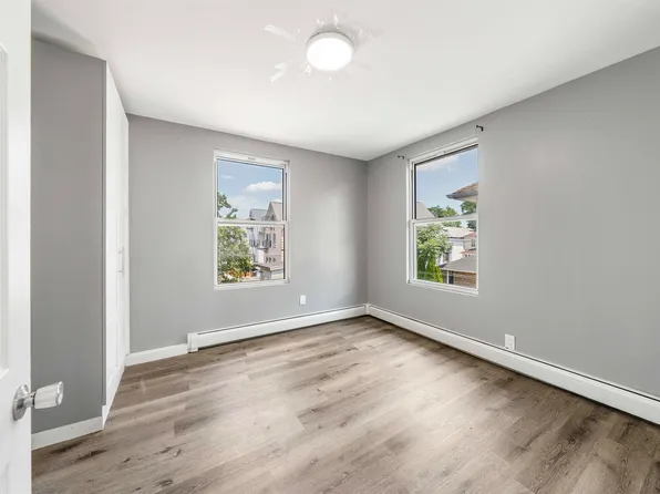 906 76th Street image 15 of 20