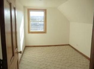 102 164th St, Calumet City, IL