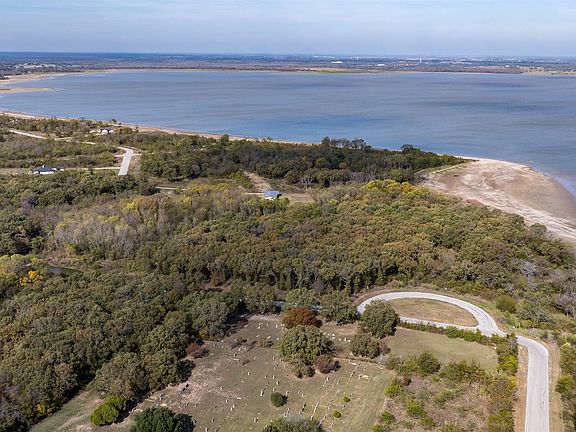 5th image of 8375 Southern Shore Ct