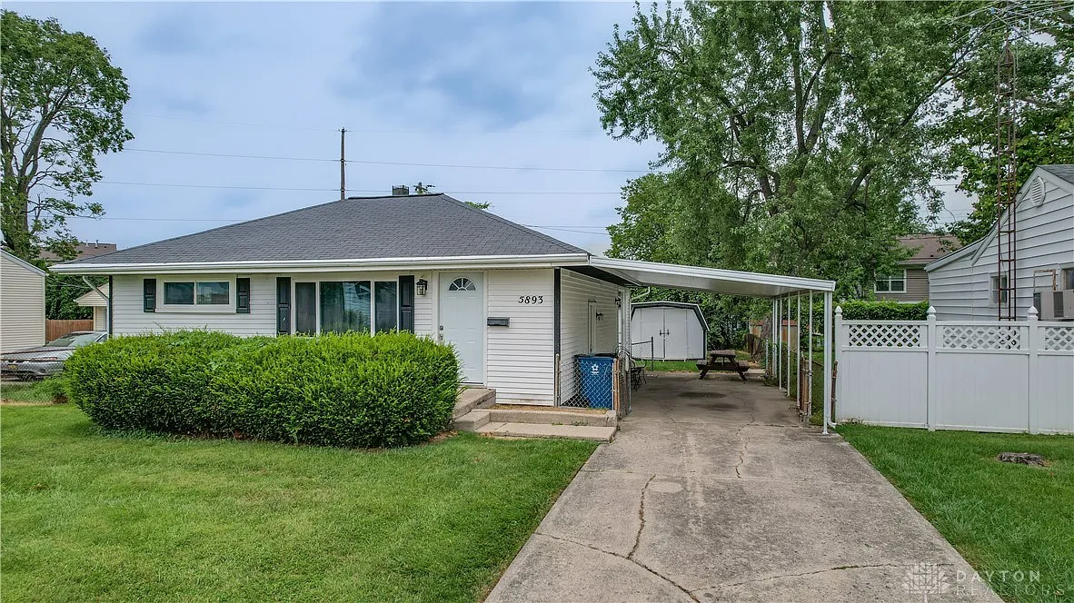 5893 Hendon Ave photo 1