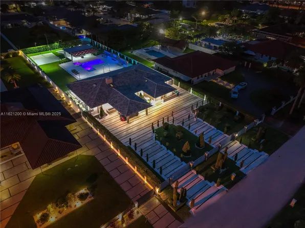 13785 SW 34th St, Miami, FL 33175