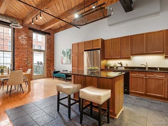 5th image of 200 River Place Dr APT 13-13-13
