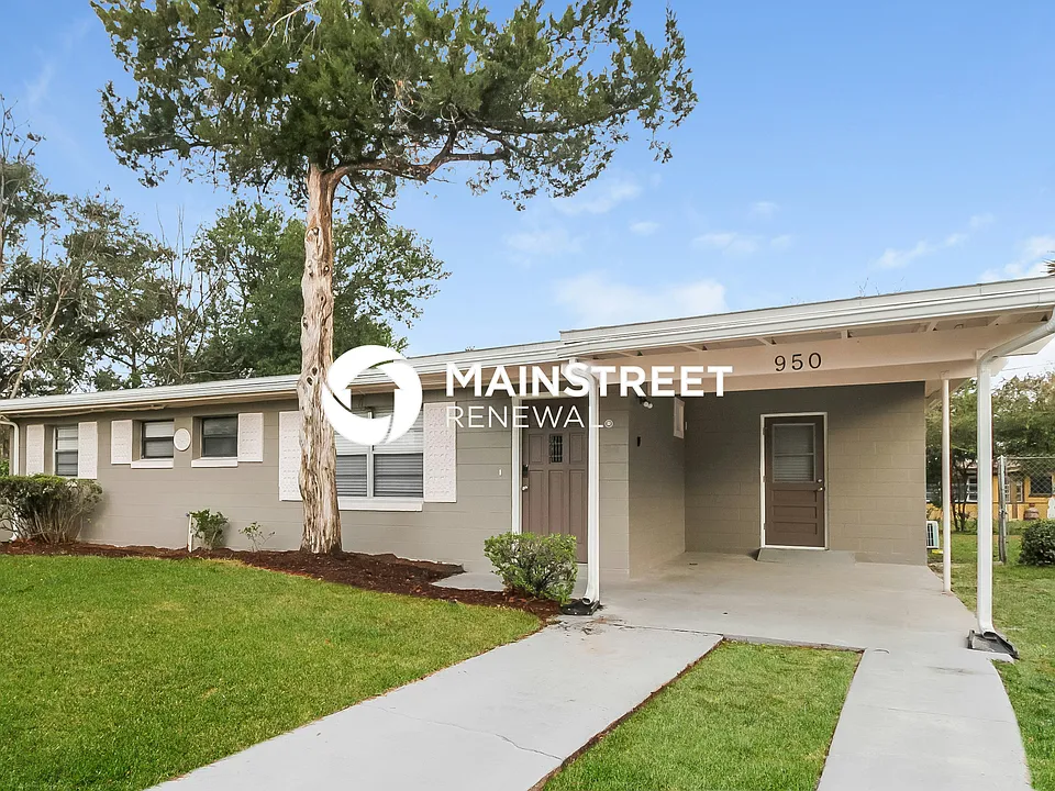 950 Lormann Cir