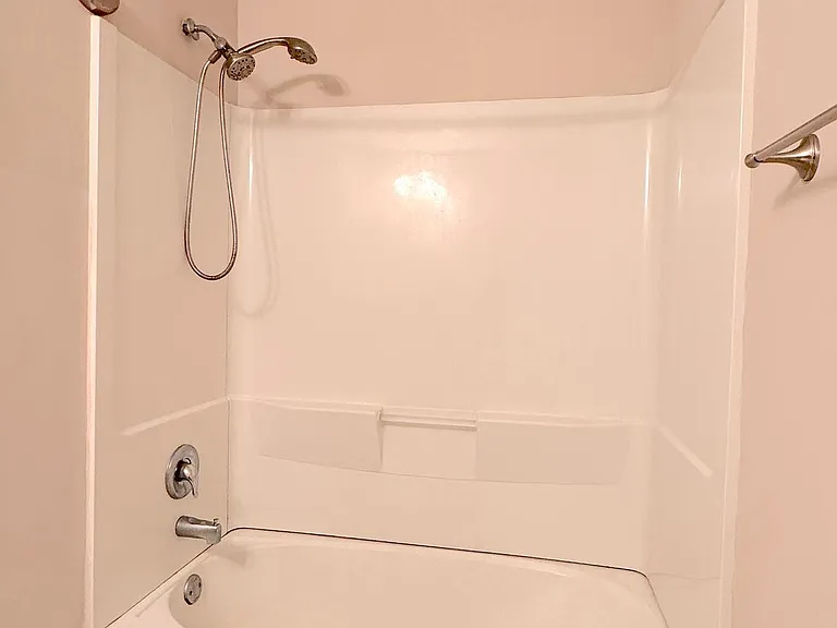 354 N Barrington Ct — Photo 18