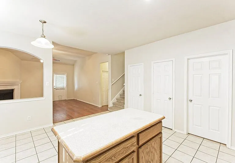 4009 Hidden Meadow Ct — Photo 12