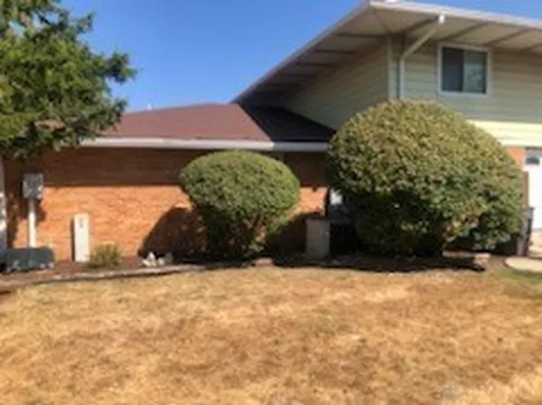 1605 Villa South Dr, Dayton, OH 45449