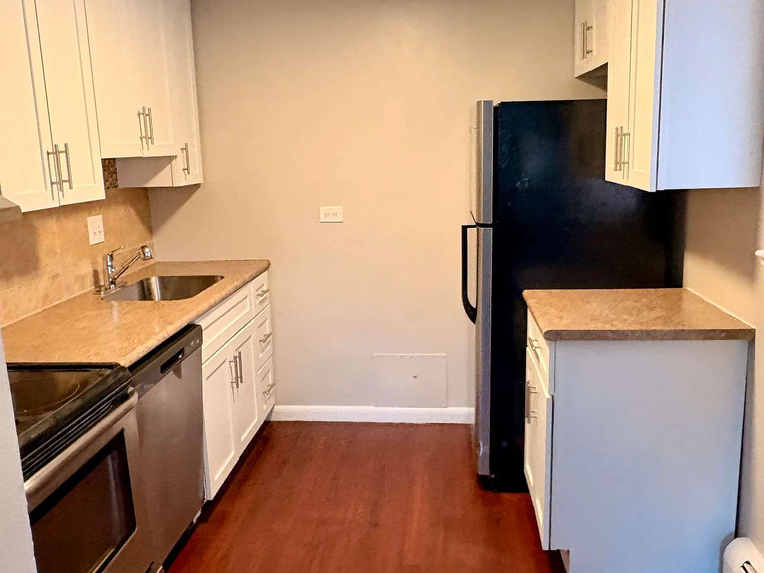 Monroe Apartments — Photo 4