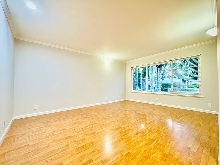 2935 Valhalla Dr — Photo 6