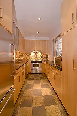 Sold by Weichert Properties - NYC | media 4