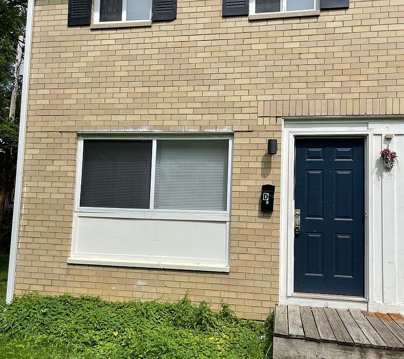1st image of 1982 Dunbar Dr APT D