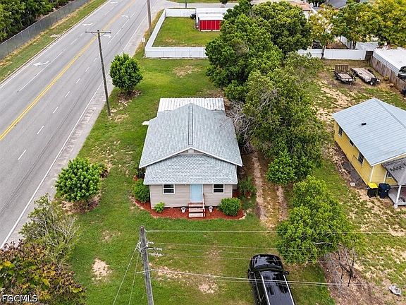 5th image of 620 Oak St