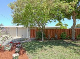 2472 Whitney Dr, Mountain View, CA 94043