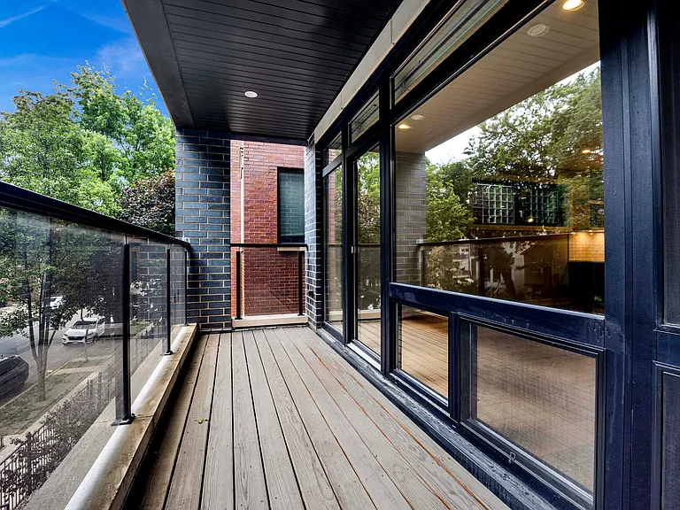 1022 N Honore St #2 — Photo 13