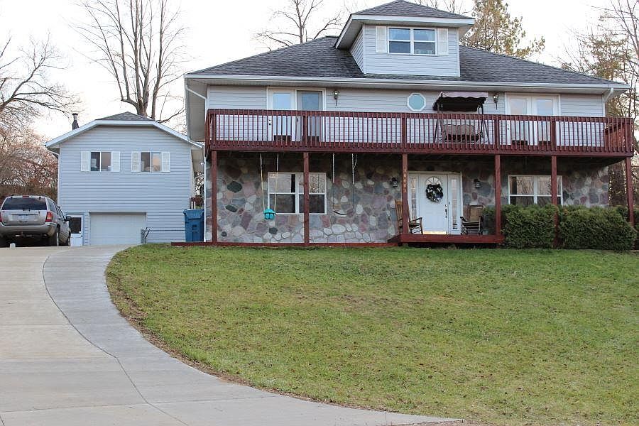 1st image of 10601 Plaza Ct