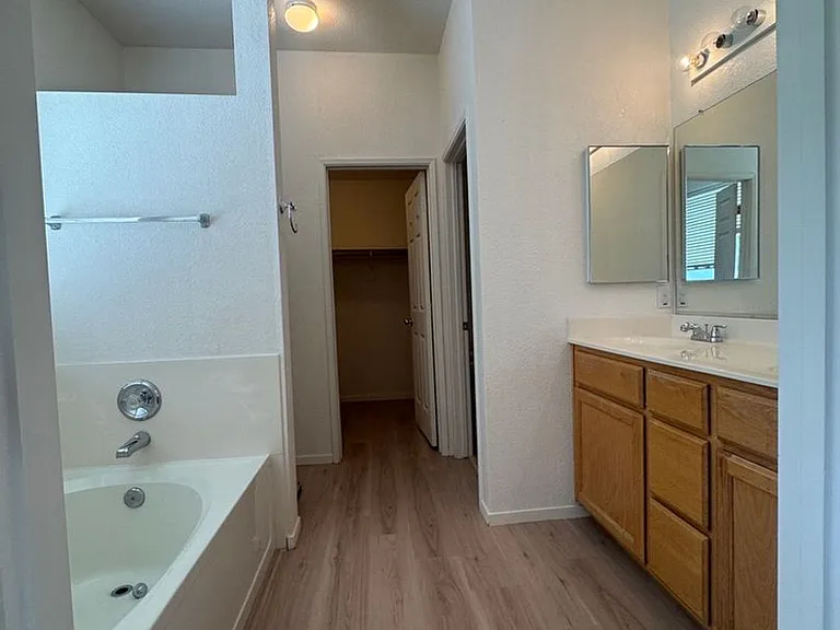 5418 Moonlight Way — Photo 7