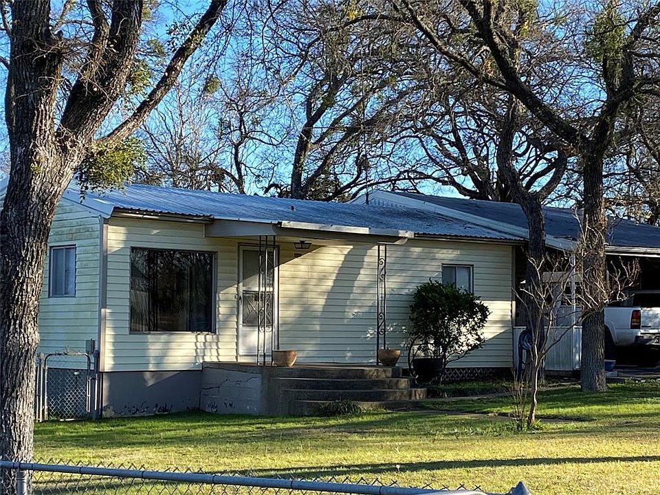 1st image of 121 County Road 1773
