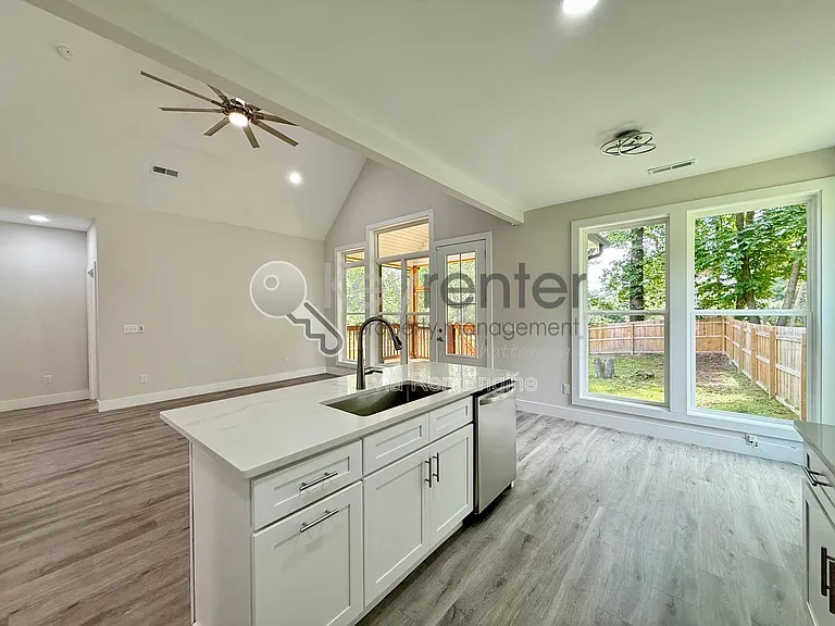 732 Belle Vista Ave — Photo 6