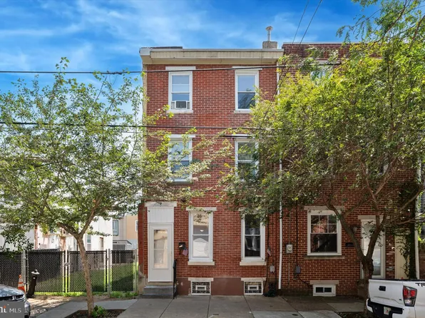2005 Sepviva St, Philadelphia, PA 19125