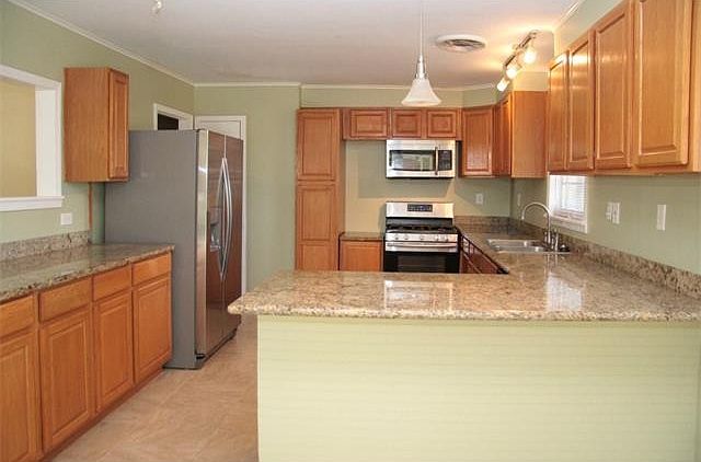 1st image of 41 Smithway Dr