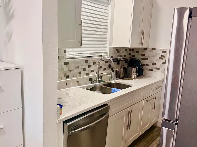 443 Wilder St #1 — Photo 5
