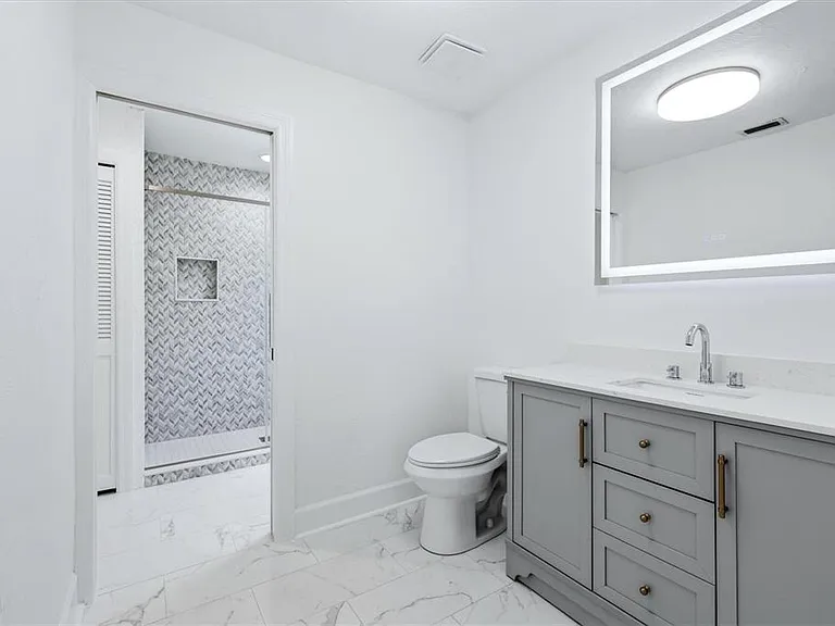 1351 Dixie Lee Ln — Photo 21