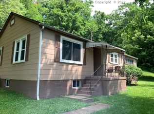 437 Ripley Rd, Point Pleasant, WV 25550