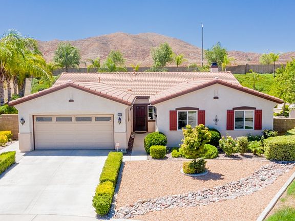 5th image of 25563 Mountain Glen Cir